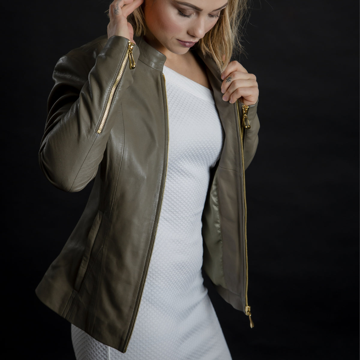 Aspen | Ash Grey Leather Jacket for Women | Zippers – Finest Leathers